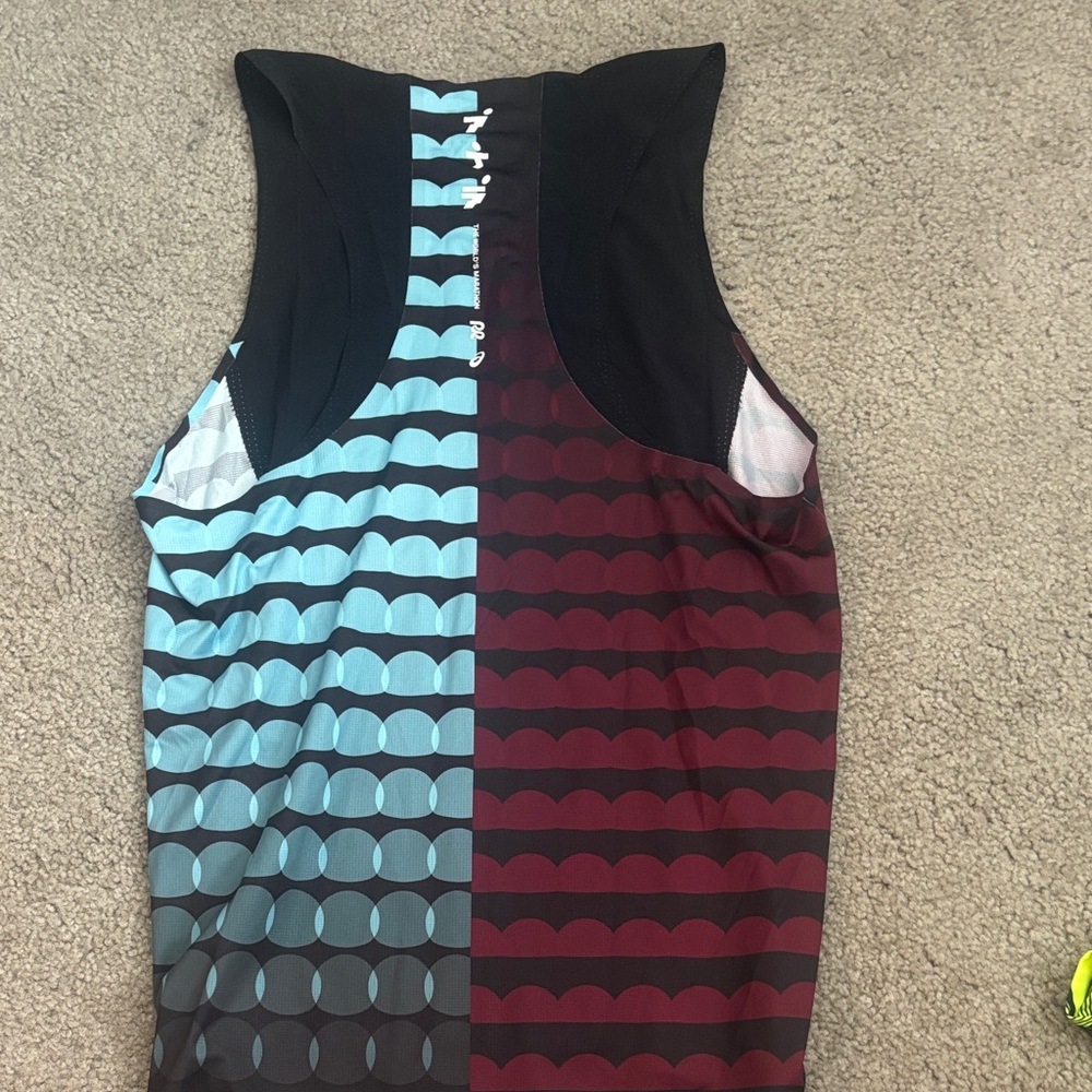 Bandit x Asics Limited Edition New York Marathon Singlet - Picture 3 of 4